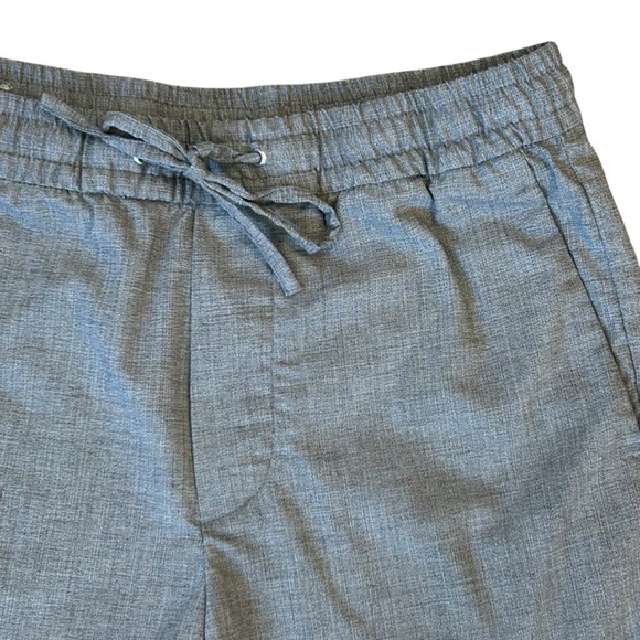 Men's H&M Slim Fit Pull On Gray Casual Shorts Small - Picture 2 of 8